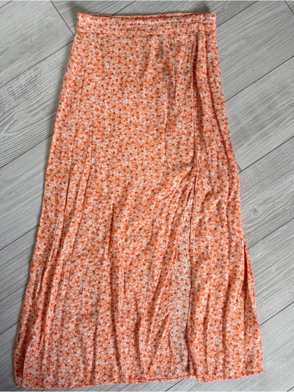 Floral midi skirt